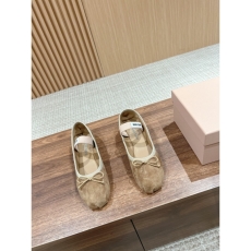 Miu Miu flat shoes